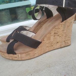 New Toms Wedges never worn